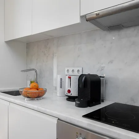 Whome Lisbon's Horizon Retreat, A View To Remember *