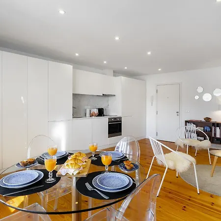 Whome Lisbon's Horizon Retreat, A View To Remember Apartment